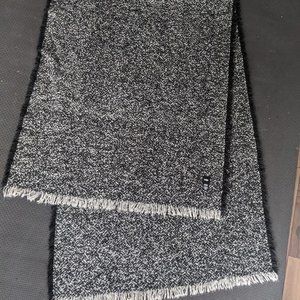 Oversized blanket scarf